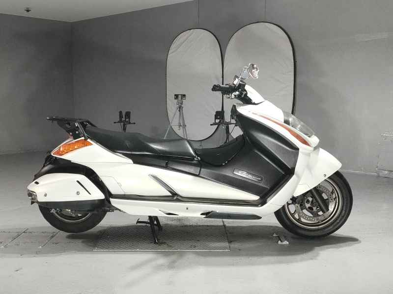 Suzuki Gemma 250
