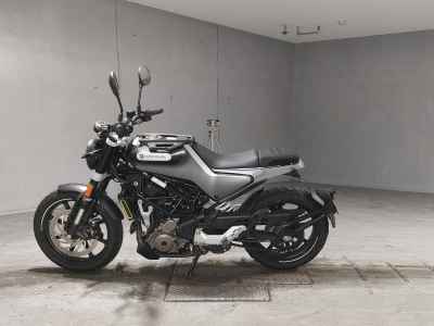 Husqvarna Svartpilen 250