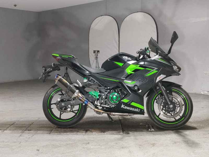 Kawasaki Ninja 400 2018