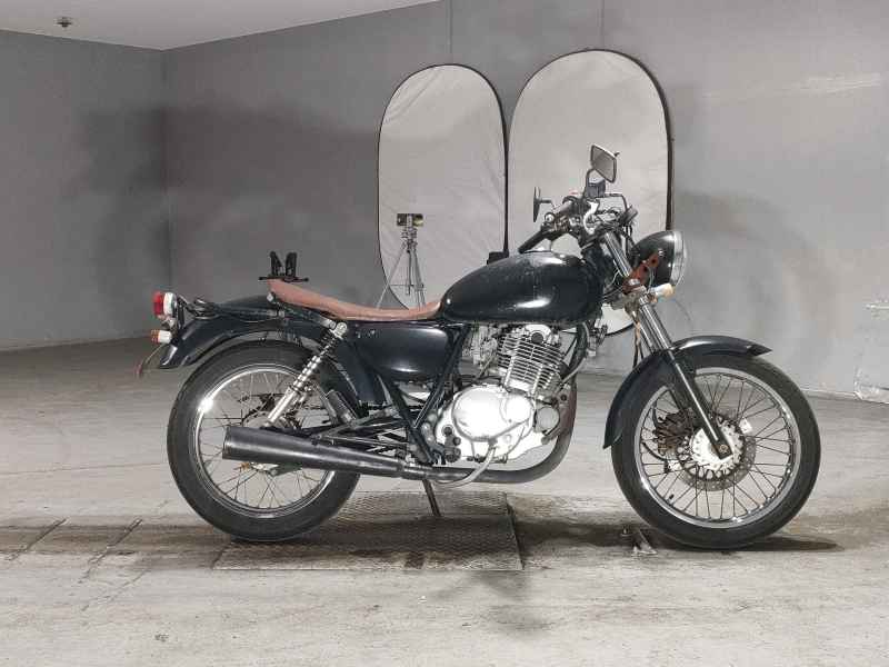Suzuki ST250E