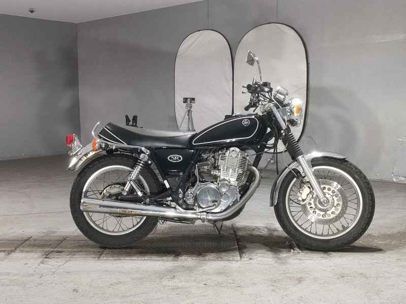 Yamaha SR400 2005
