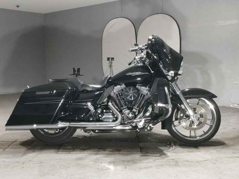 Harley-Davidson Street Glide FLHXS1690 2015