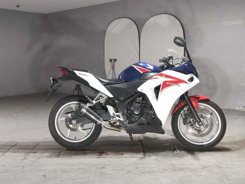 Honda CBR250R
