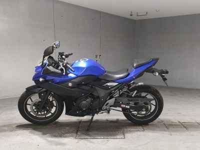 Suzuki GSX250R