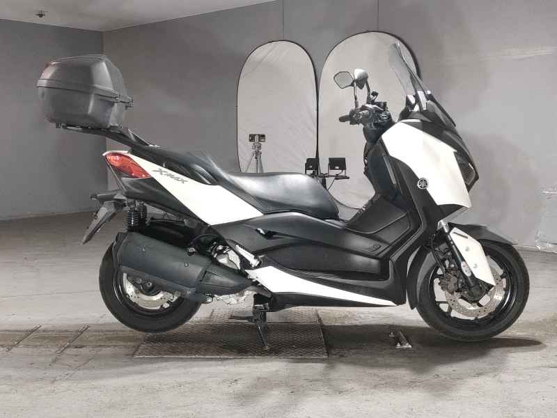 Yamaha XMAX 250