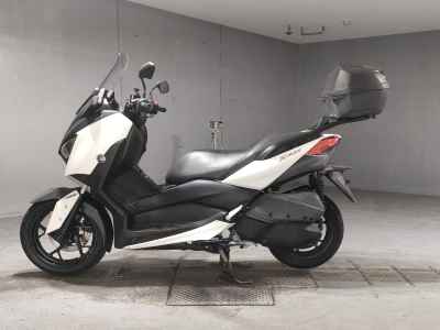 Yamaha XMAX 250