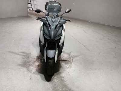 Yamaha XMAX 250
