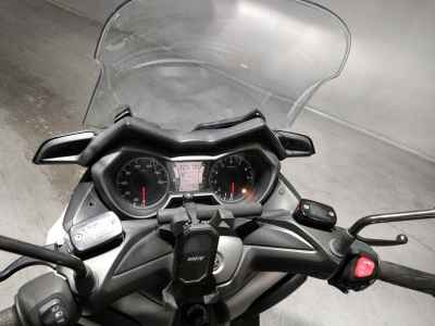 Yamaha XMAX 250