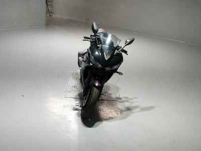 Yamaha YZF-R25 2015