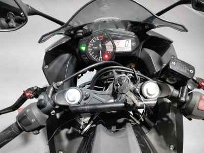 Yamaha YZF-R25 2015