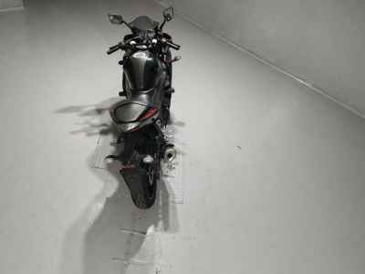 Yamaha YZF-R25 2015