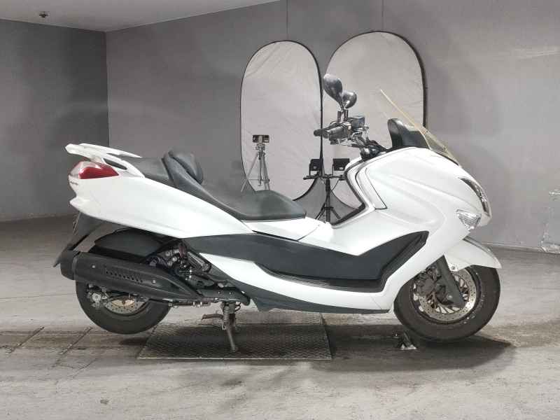 Yamaha Majesty 250