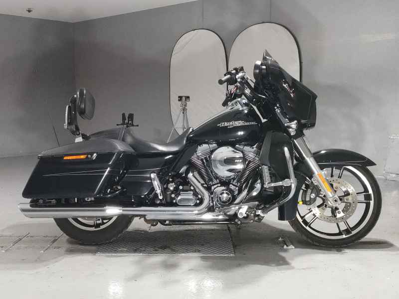 Harley-Davidson Street Glide FLHXS1690 2016
