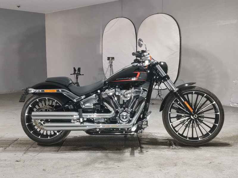 Harley-Davidson Breakout FXBR1920 2024
