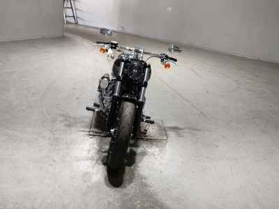 Harley-Davidson Breakout FXBR1920 2024
