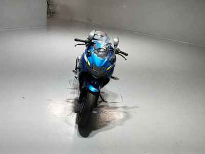 Suzuki Gixxer 250SF