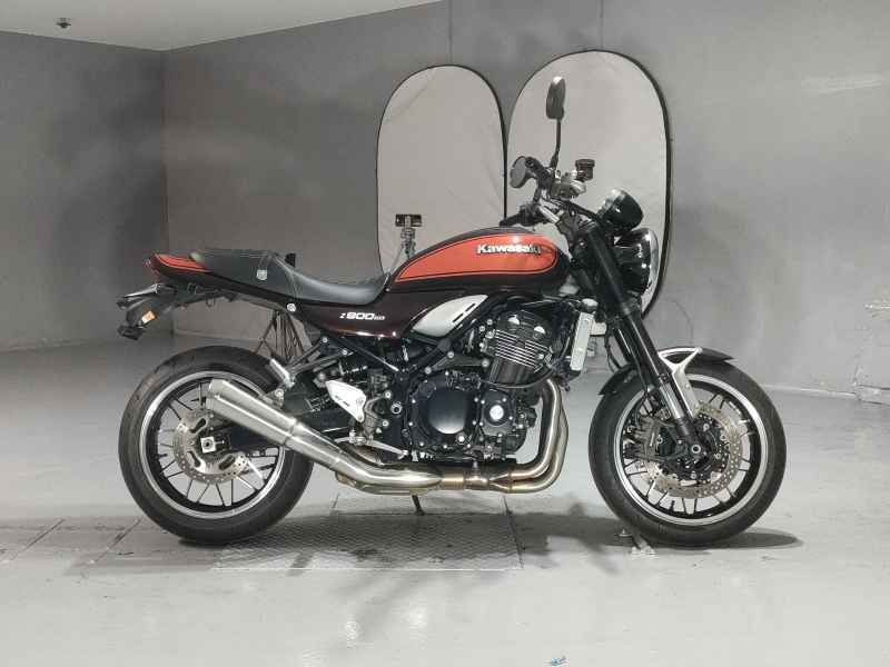 Kawasaki Z900RS 2018