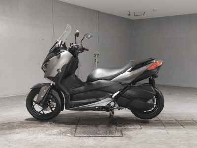 Yamaha XMAX 250