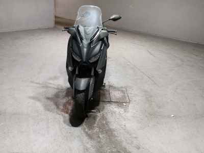 Yamaha XMAX 250