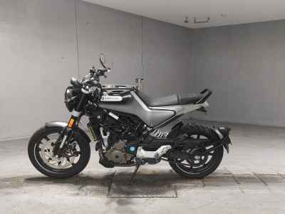 Husqvarna Svartpilen 250