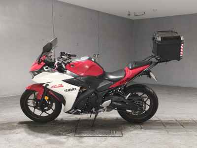 Yamaha YZF-R3 2015
