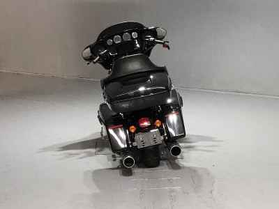 Harley-Davidson Street Glide FLHXST1920 2023