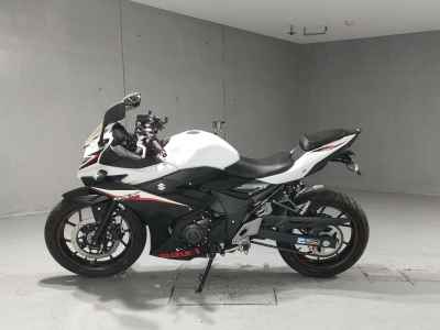 Suzuki GSX250R
