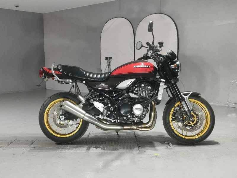 Kawasaki Z900RS 2022