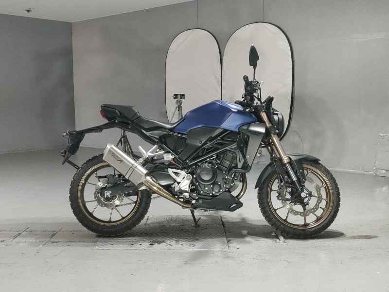 Honda CB250R