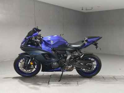 Yamaha YZFR72 2022
