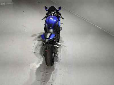 Yamaha YZFR72 2022