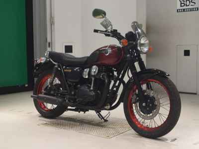 Kawasaki W800 2012