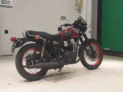 Kawasaki W800 2012