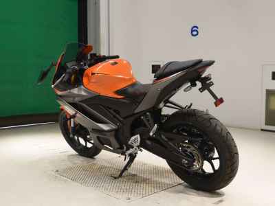 Yamaha YZFR25 2022