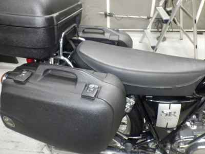 Yamaha SR400 2019