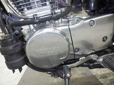Yamaha SR400 2019