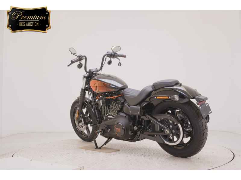 Harley-Davidson Street Bob FXBBS1870 2023
