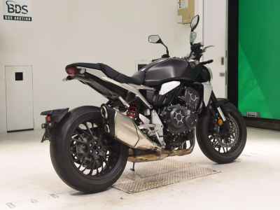 Honda CB1000R 2021