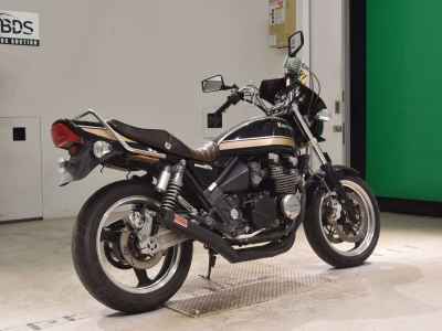 Kawasaki Zephyr 400 2009
