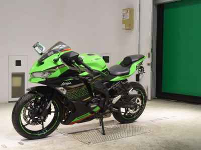 Kawasaki Ninja ZX-25R 2021