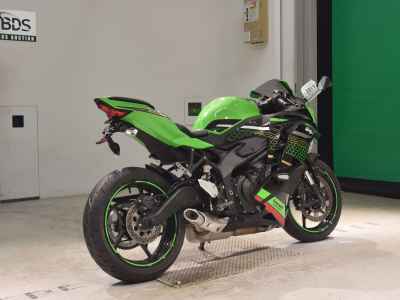 Kawasaki Ninja ZX-25R 2021