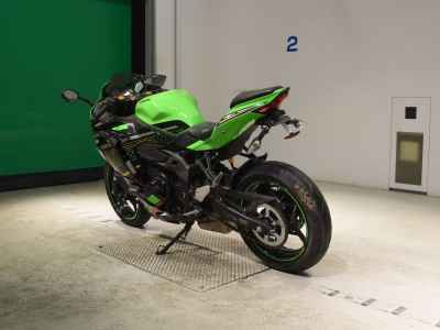 Kawasaki Ninja ZX-25R 2021