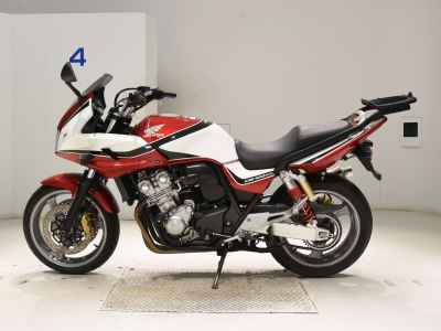 Honda CB400 Super Boldor 2008