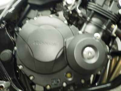 Honda CB400 Super Boldor 2015
