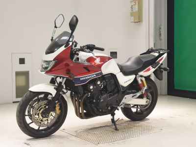 Honda CB400 Super Boldor 2016