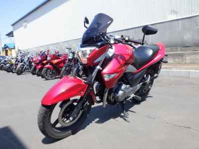 Suzuki GSR250