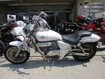 Honda Magna S