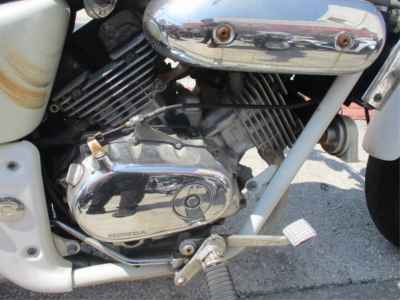 Honda Magna S