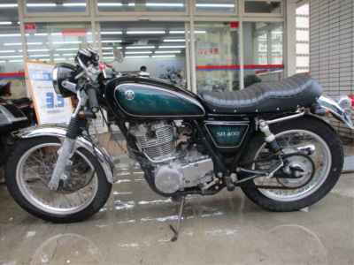 Yamaha SR400 2015