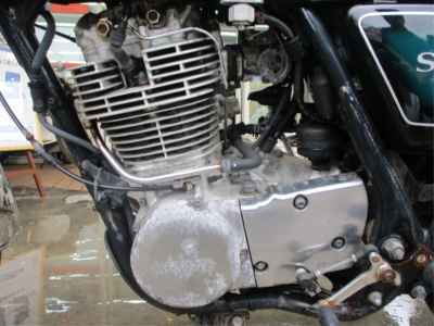 Yamaha SR400 2015